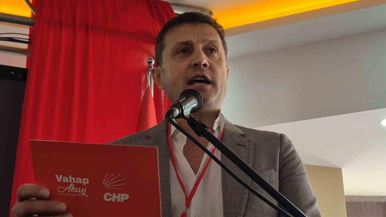 Tekirdağ'da CHP Kongresi'nde Kriz: "Kovun Beni" Dedi ve Ayrıldı