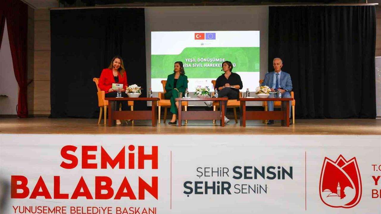 Manisa'da Yeşil Gelecek Paneli: Meslekler Tartışıldı