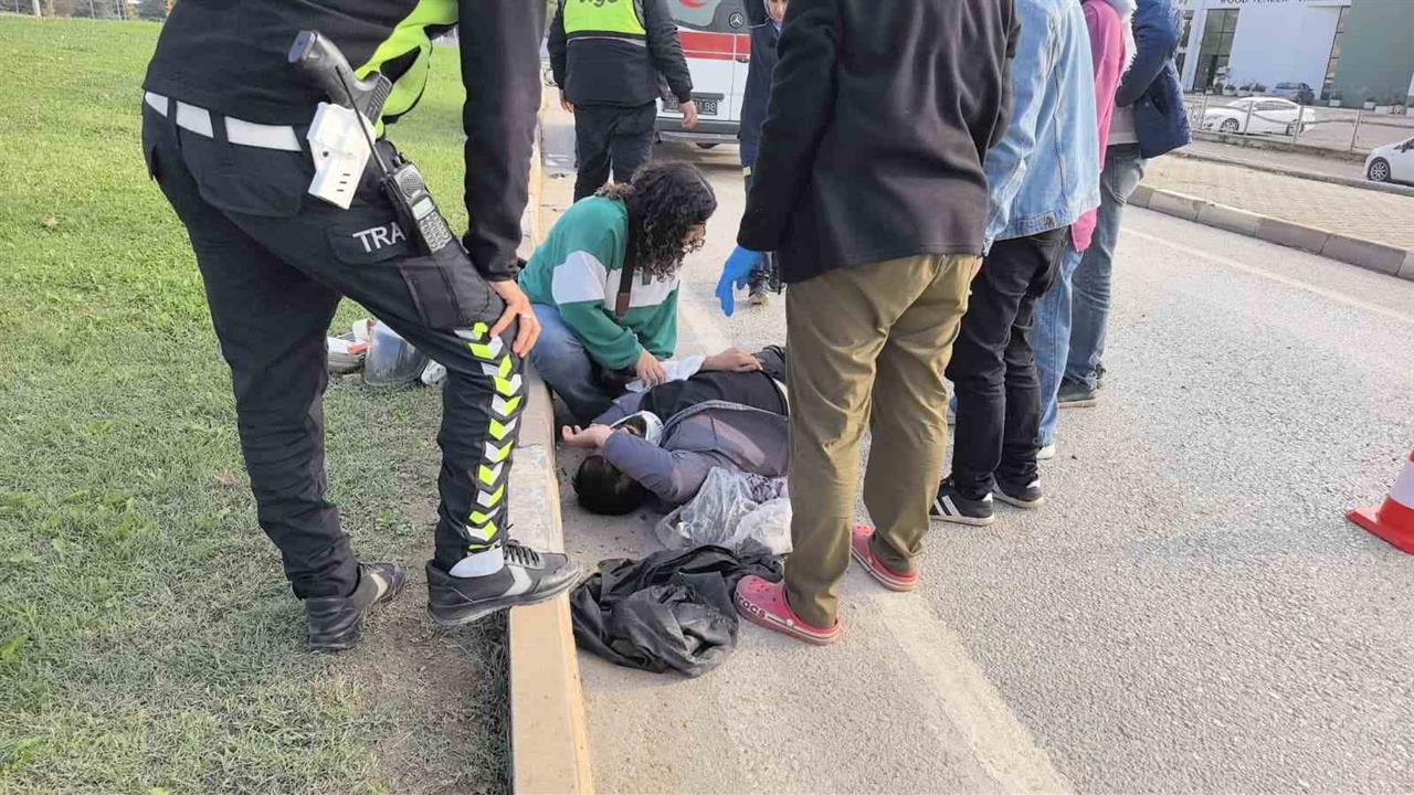 Bursa'da Motosiklet Kazası: 1 Yaralı