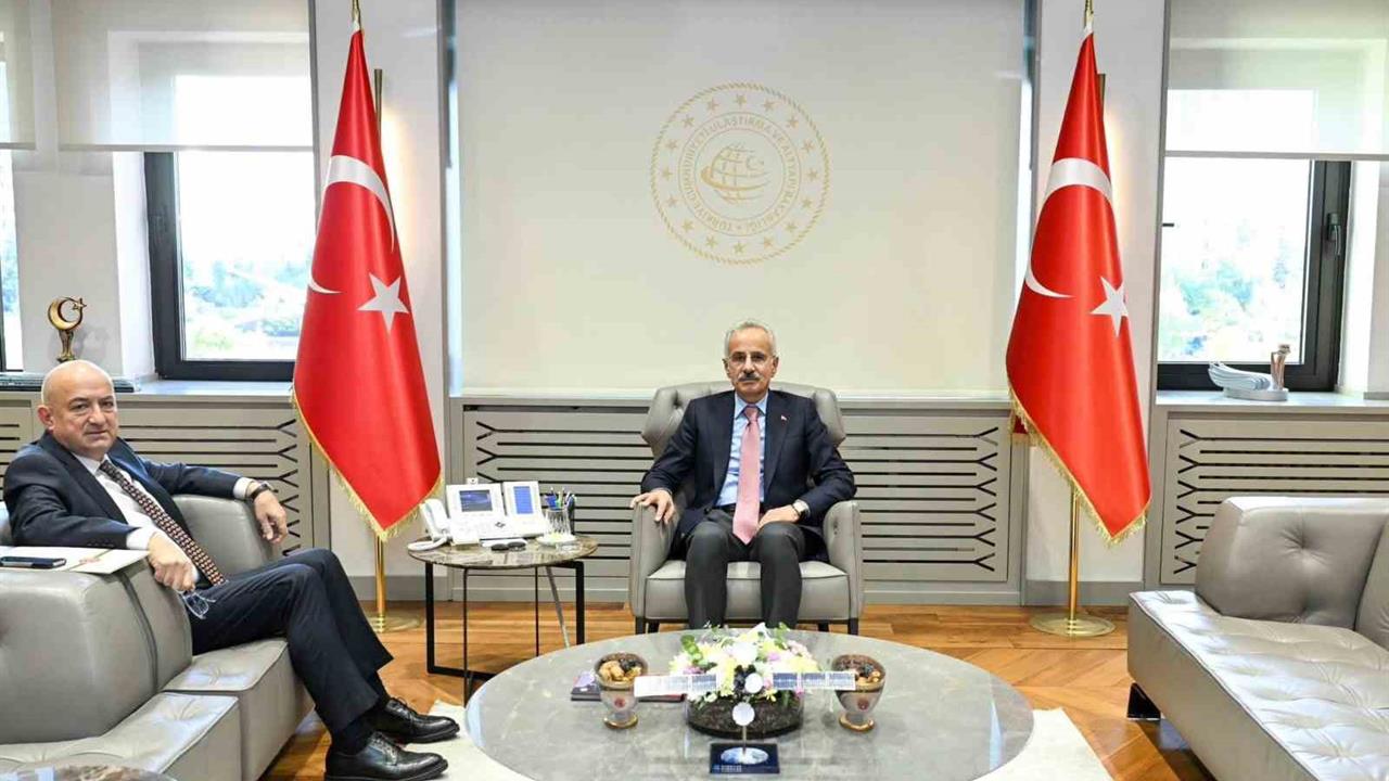 Çanakkale'de Trafik Sorunlarına Çözüm Projeleri Gündemde