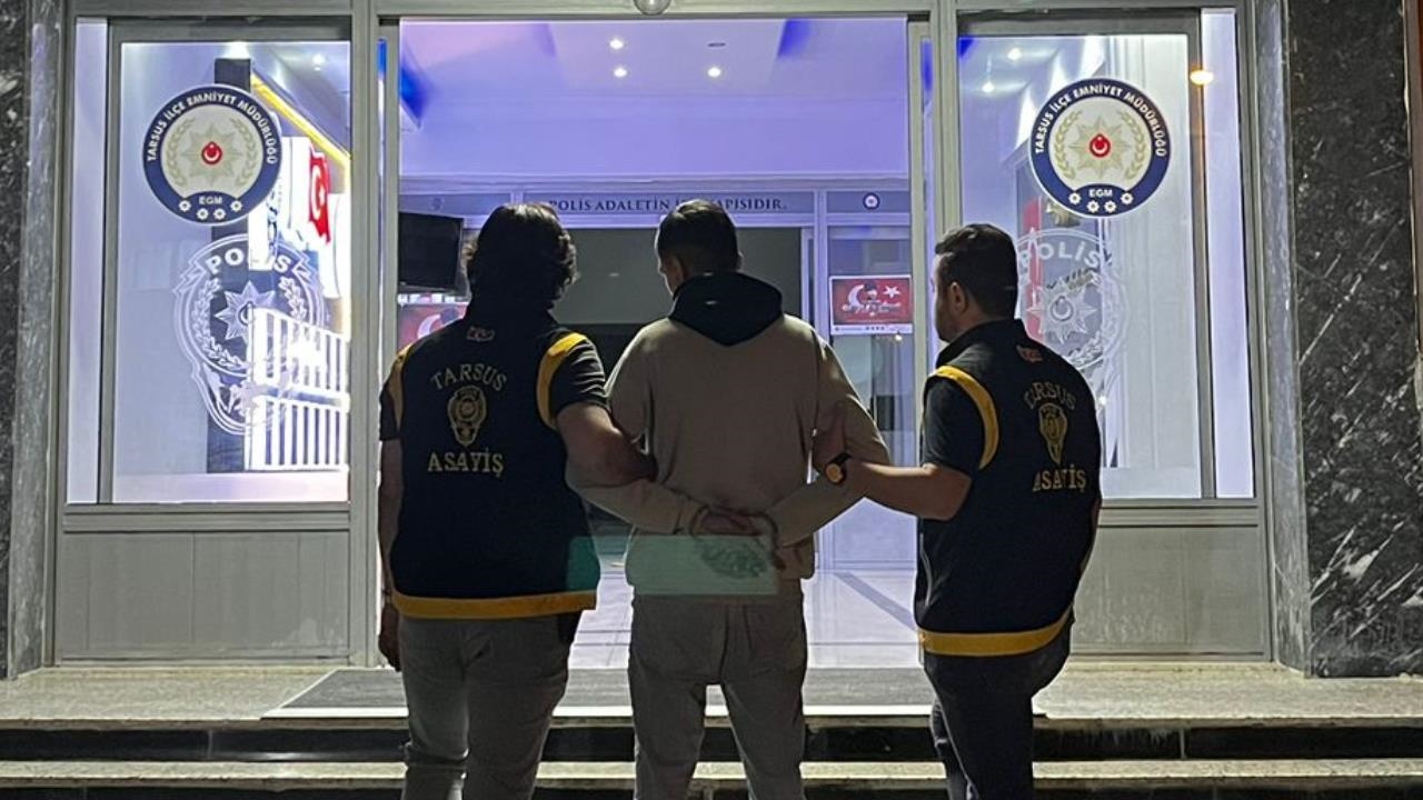 Tarsus'ta 5 Aracın Yanması İle İlgili 1 Kişi Yakalandı