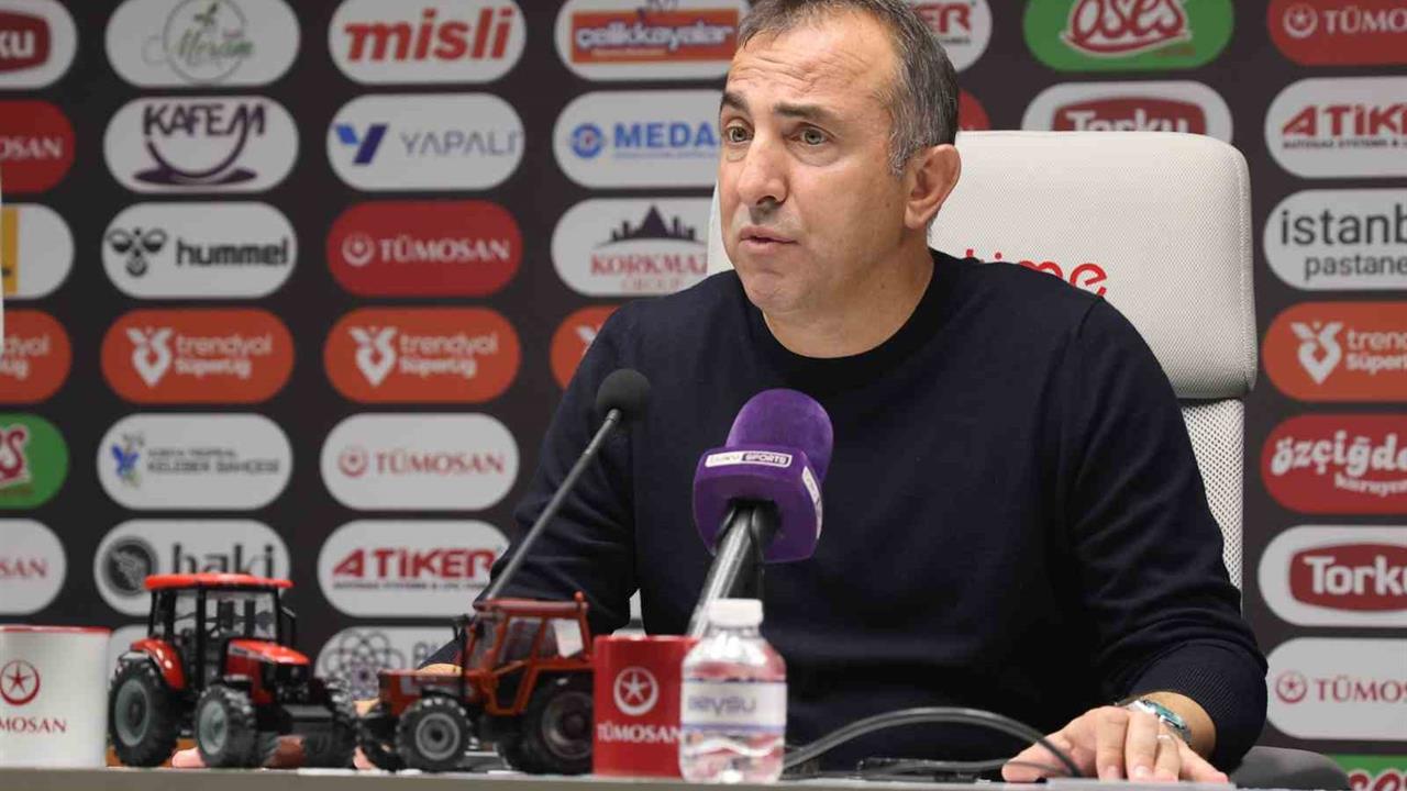 Konyaspor Teknik Direktörü Uçar: "Bireysel Hatalar Maçı Kaybettirdi"
