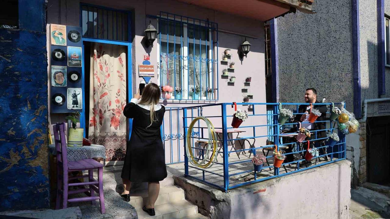 Üsküdar'da Zaman Yolculuğu: 90'lar Evi Açıldı