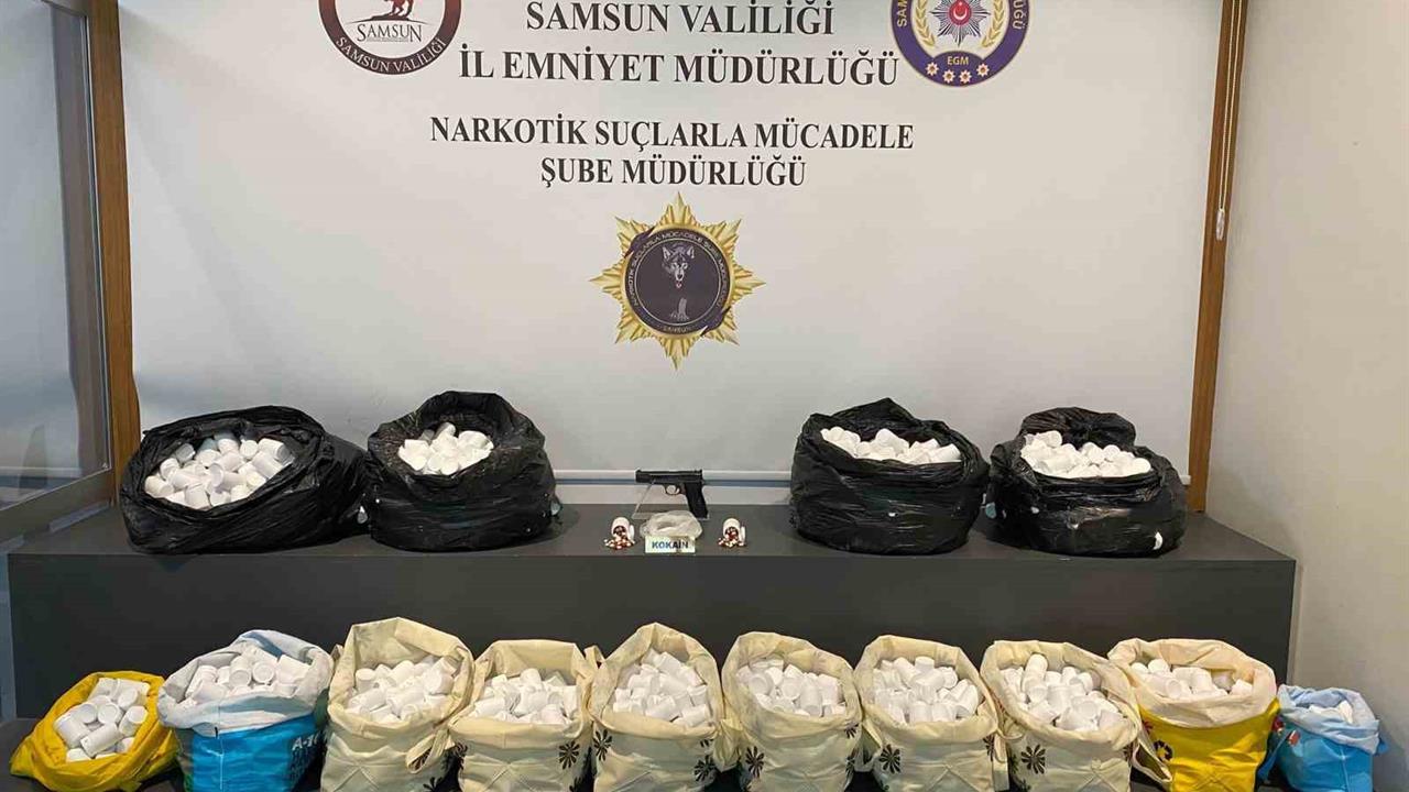 Samsun'da 105 Bin Uyuşturucu Hap Ele Geçirildi, 5 Gözaltı