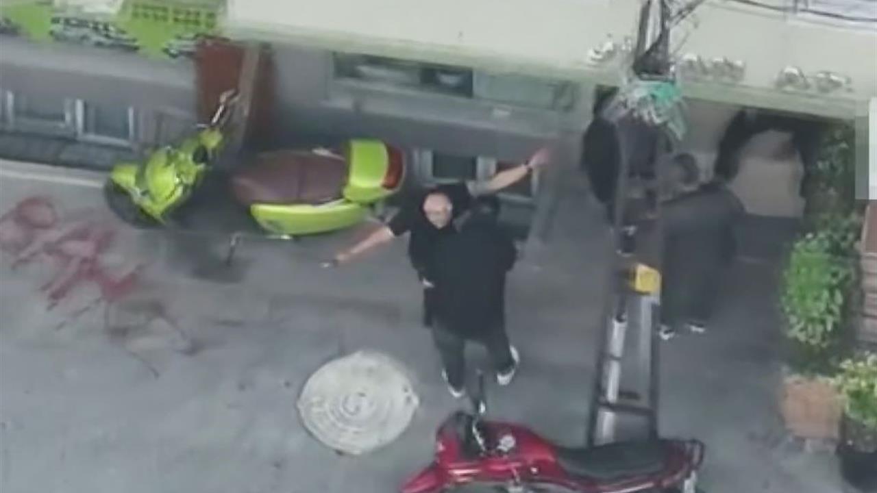 Esenyurt'ta Uyuşturucu Ticareti: 2 Şüpheli Suçüstü Yakalandı