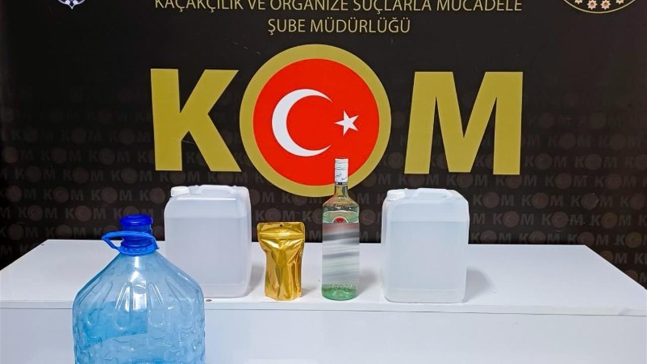 Isparta'da Kaçak Alkol Operasyonu: 54 Litre Ele Geçirildi