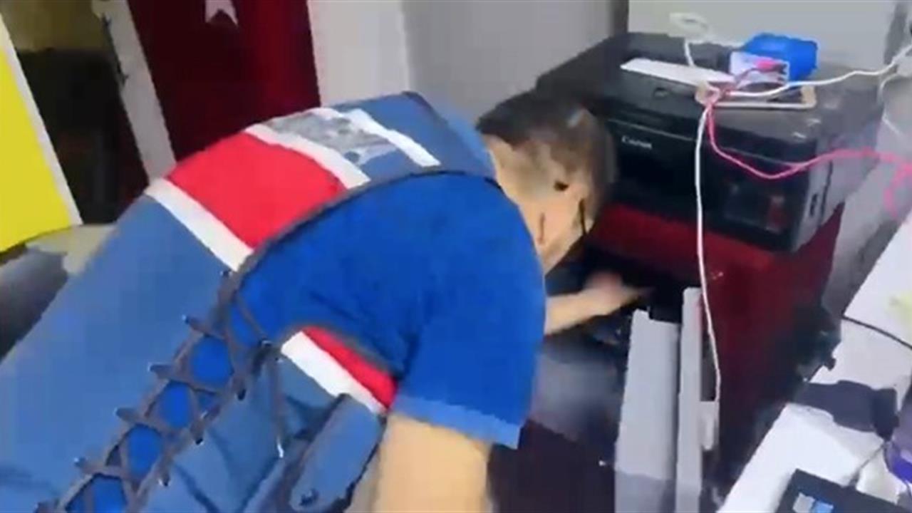 Osmaniye'de 3 Milyon TL'lik Kaçak Elektronik Ürün Operasyonu