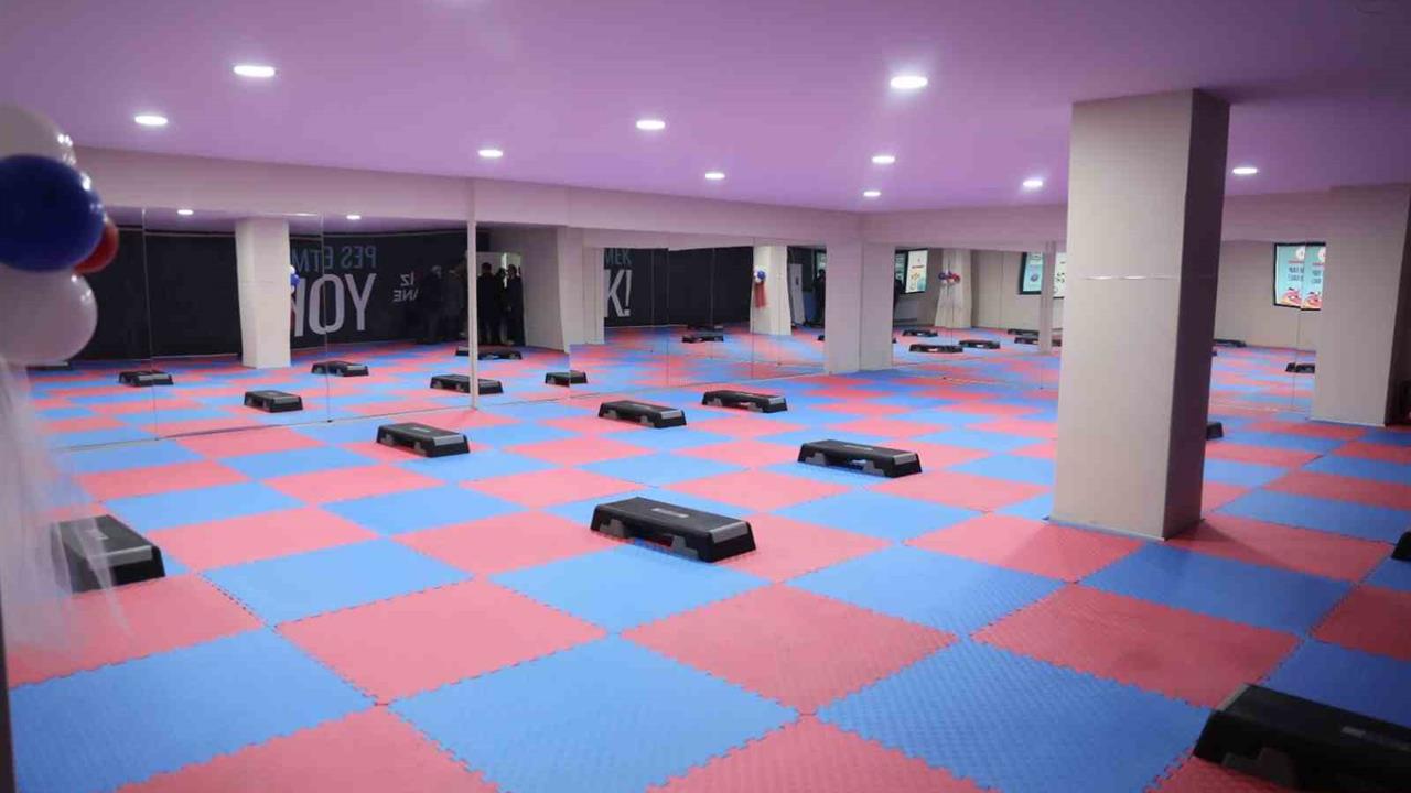 Kağıthane'de Kış Dönemi Yüzme ve Fitness Kayıtları Başladı