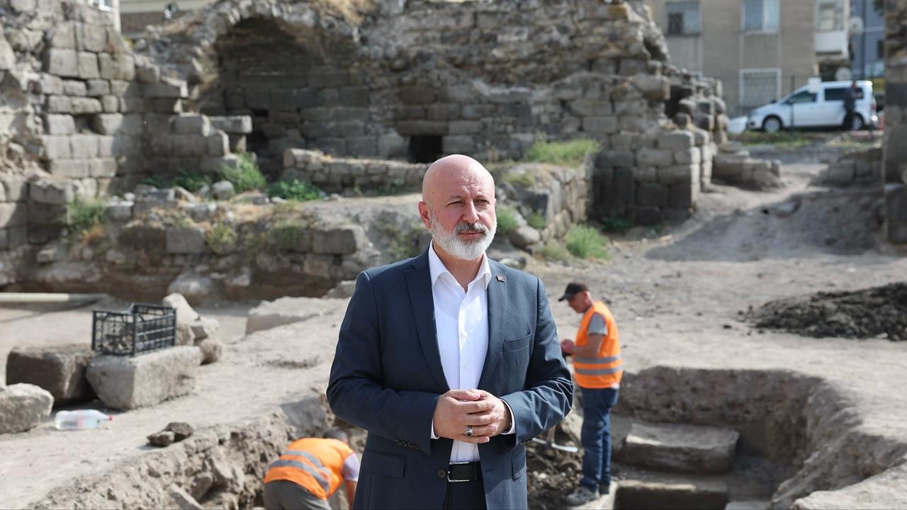 Kayseri'de Hoca Hasan Medresesi Restorasyonu Başladı