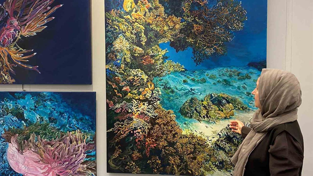 Deniz Yaşamını Tuvale Yansıtan Sanatçı: Erişen'in Mesajı