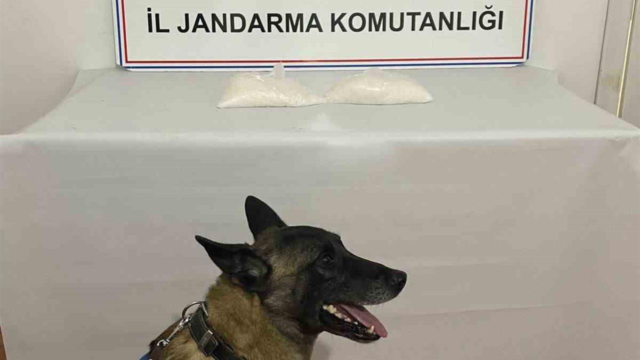 Muradiye'de Uyuşturucu Operasyonu: 2 Kilo Metamfetamin Ele Geçirildi