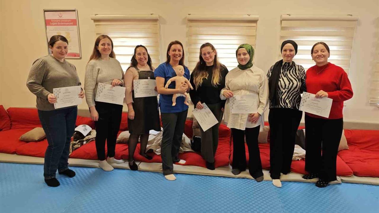 Muğla'da Anne Adaylarına Özel Eğitim Programı