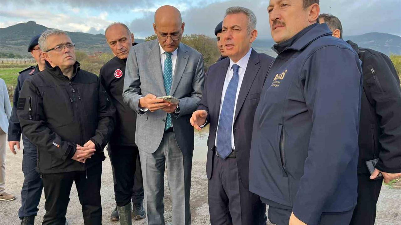 Foça'da AFAD ve Vali Elban'dan Kayıp Vatandaşla İlgili Açıklama