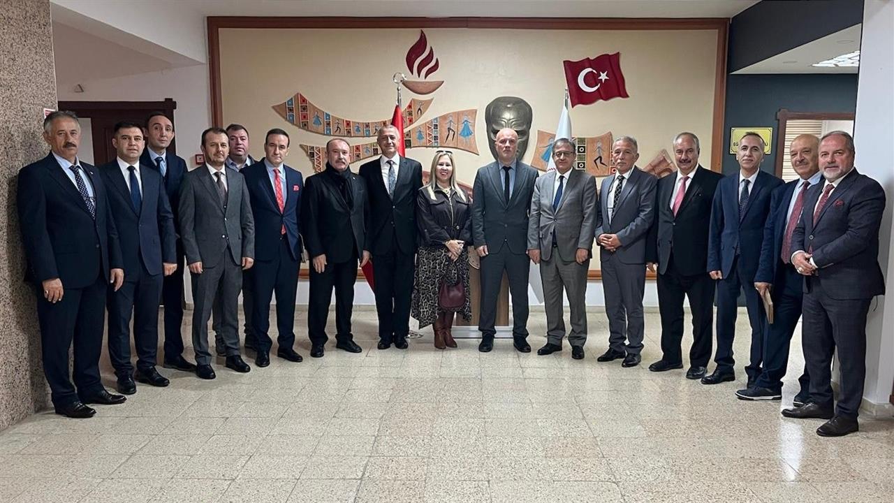Eskişehir'de Maarif Eğitim Arşivi İncelemesi Yapıldı