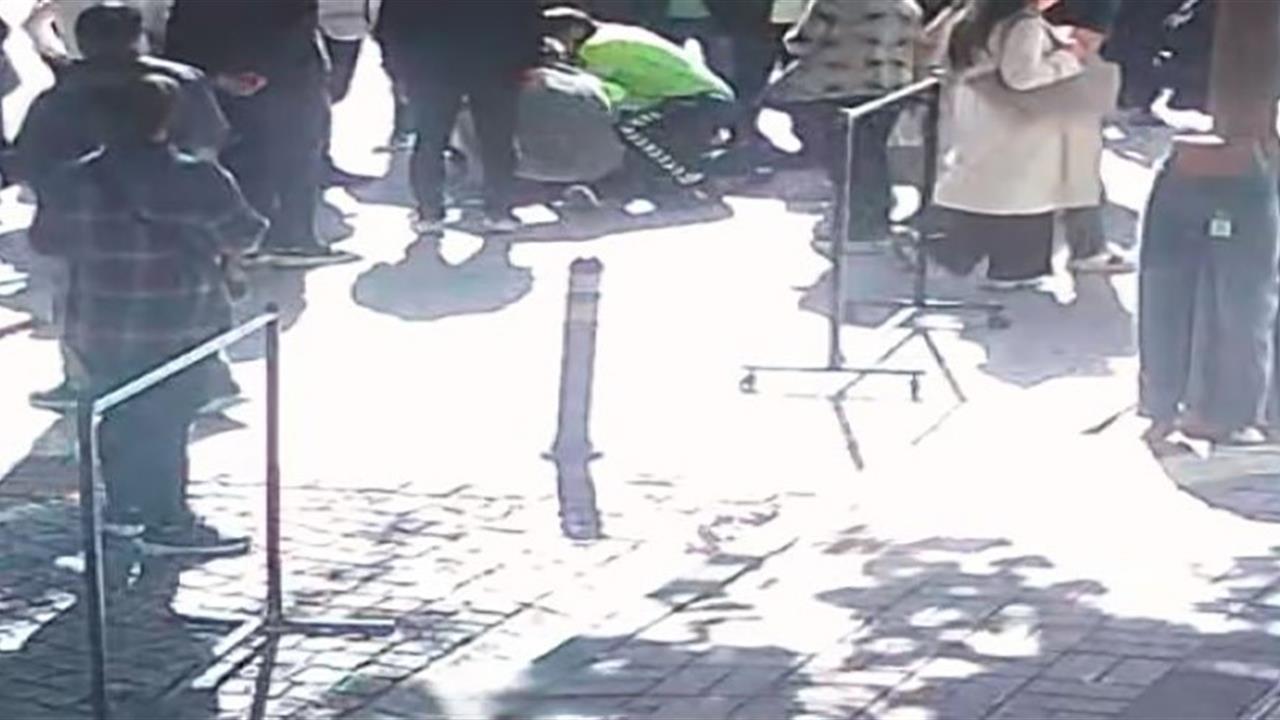 Maltepe'de Kalp Krizi Geçiren Adamı Trafik Polisi Kurtardı