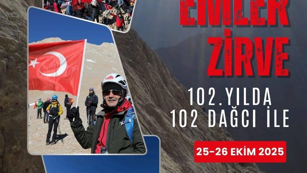 Cumhuriyetin 102. Yılında 102 Dağcı Emler Zirvesi'nde Buluşacak