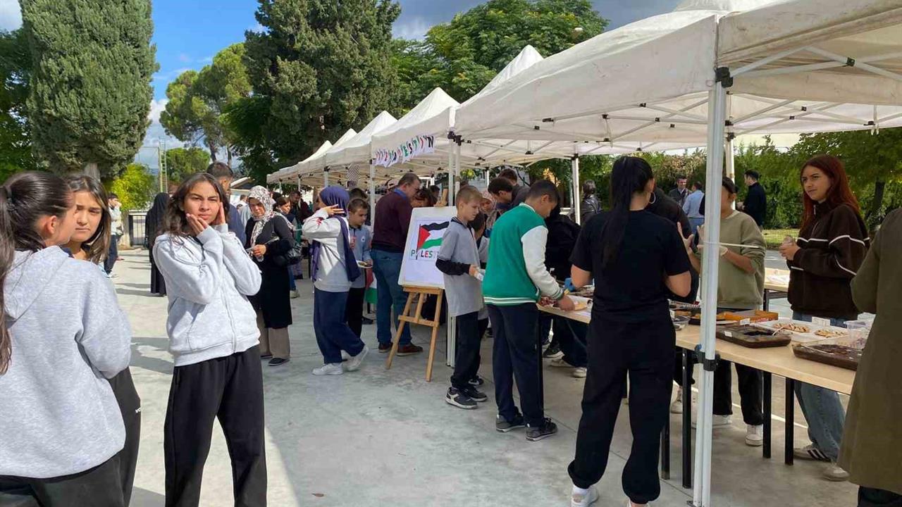 Bozkurt'ta Gazze'ye Destek İçin Panayır Düzenlendi