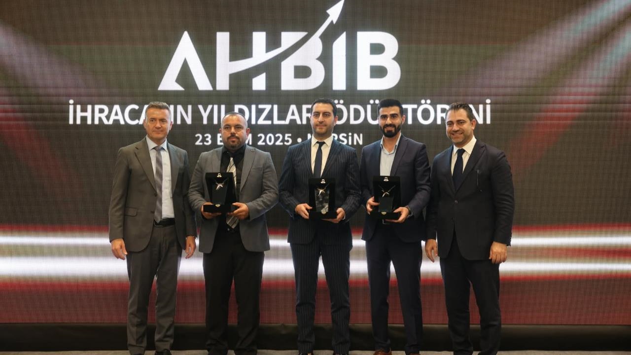 Mersin'de 2024 Yılı İhracatın Yıldızları Ödül Töreni Düzenlendi