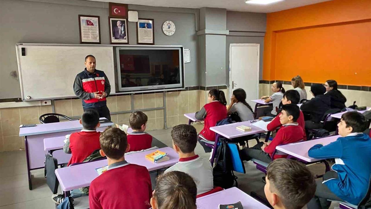 Domaniç’te Mesleki Tanıtım Etkinliği Düzenlendi