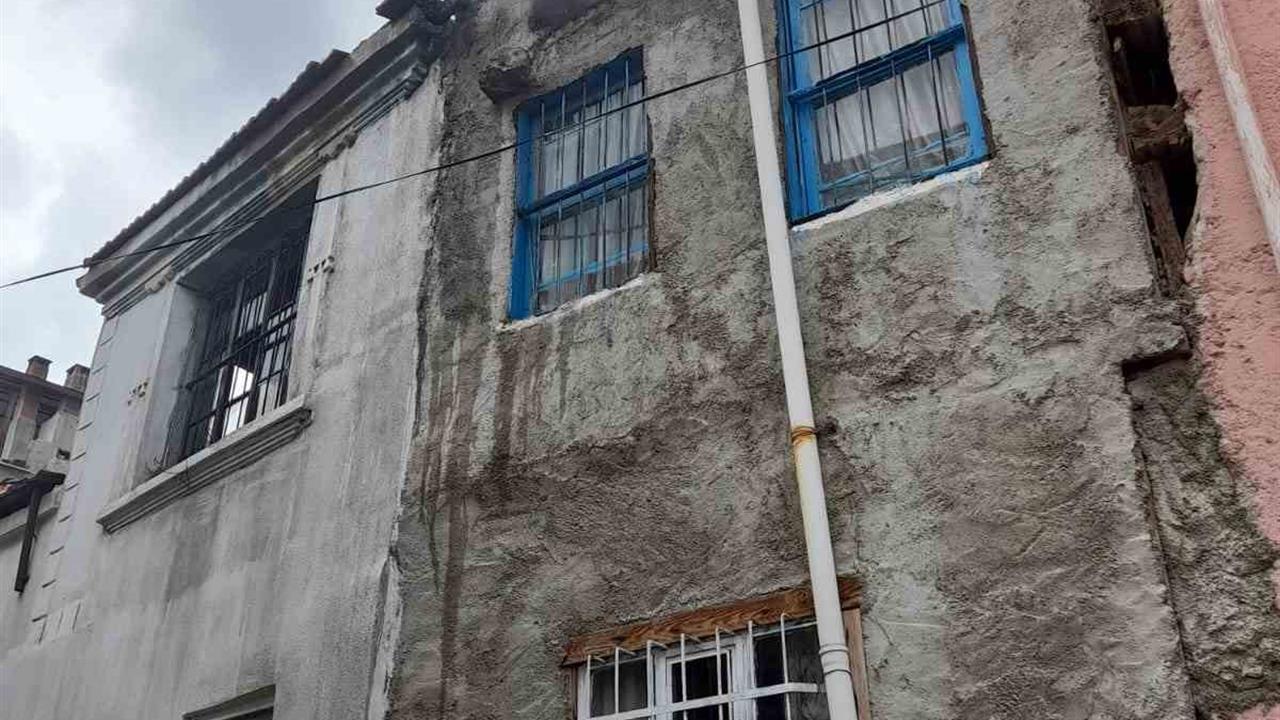 Denizli'de Baca Yangını Mahallede Korku Yarattı