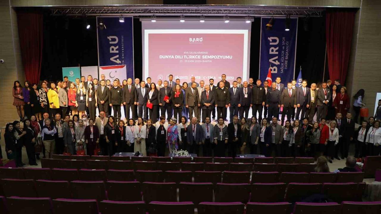 Bartın'da 17. Uluslararası Dünya Dili Türkçe Sempozyumu Başladı