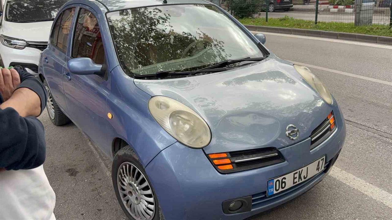 Samsun'da Otomobil Yayalara Çarptı: 2 Yaralı