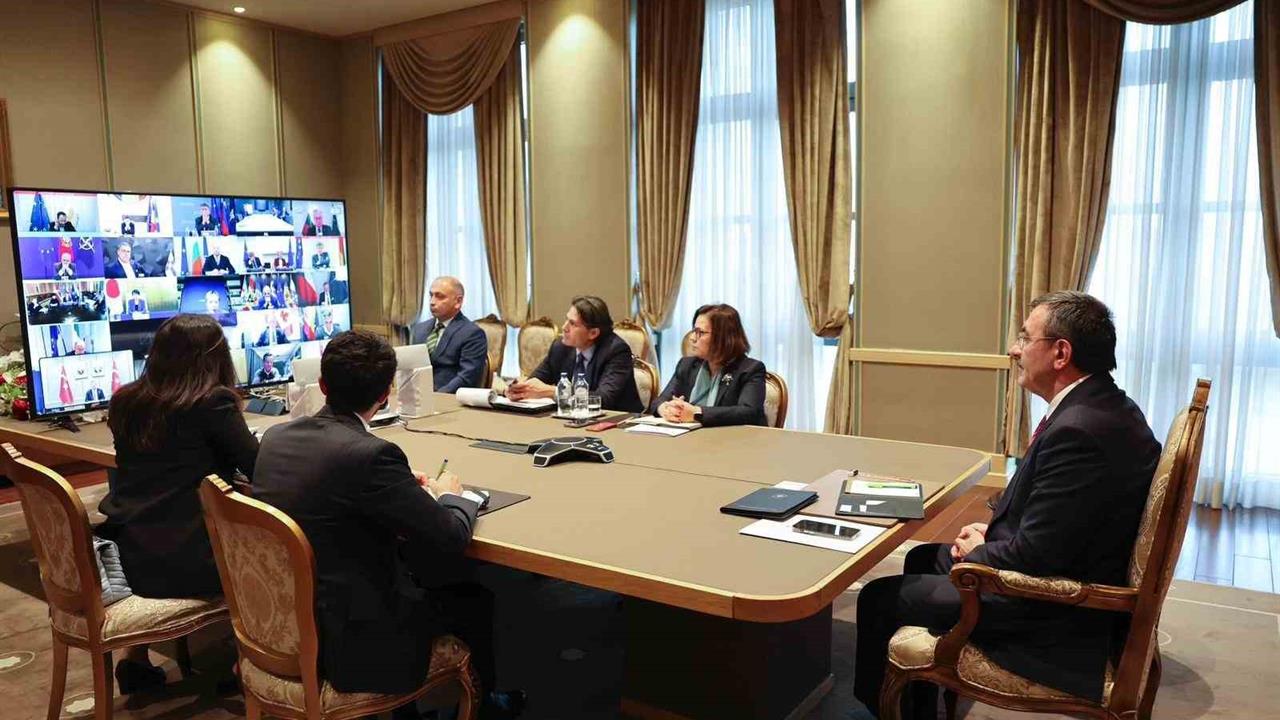 Cumhurbaşkanı Yardımcısı Yılmaz'dan Barış Vurgusu: Diplomatik Çabalar Sürecek