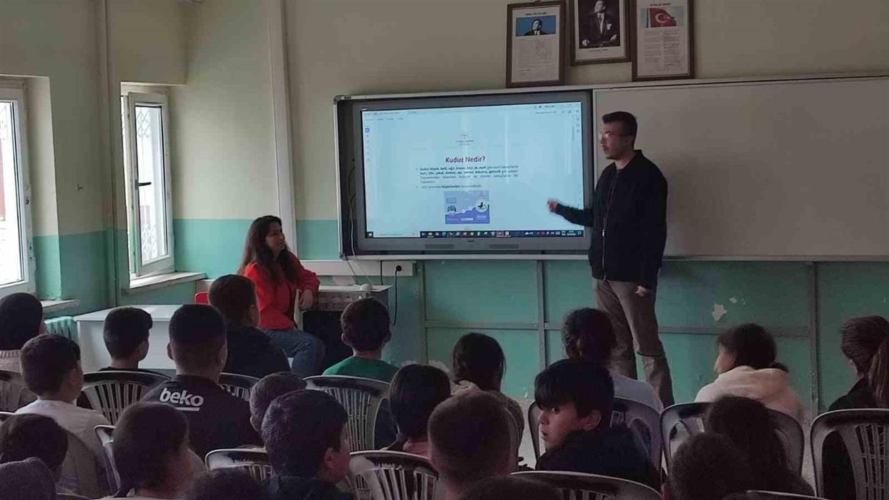 Amasya'da Kuduz Hastalığına Dikkat Çekildi