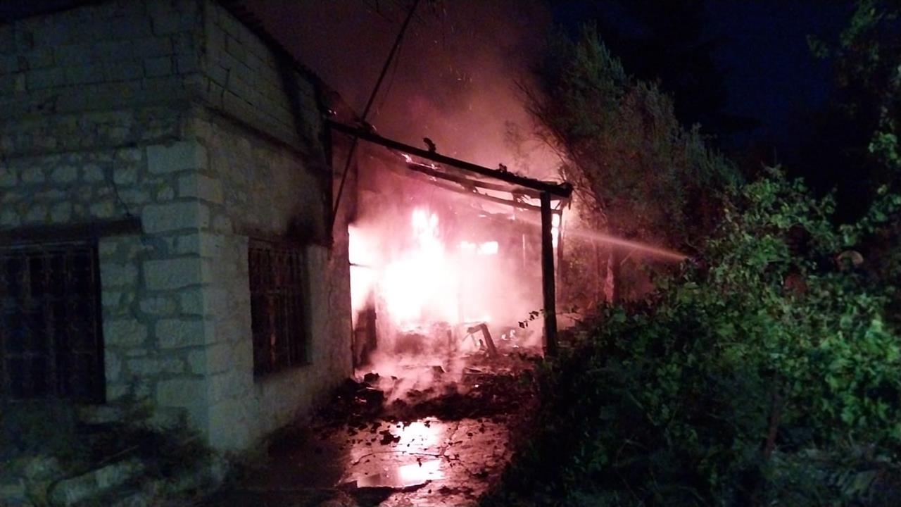 Mersin’in Mut ilçesinde Müstakil Ev Yangını: Can Kaybı Yok