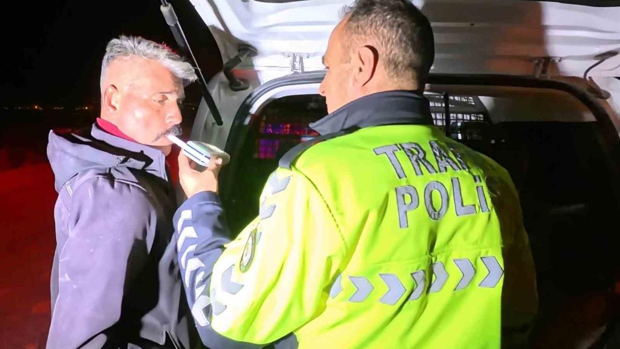 Aksaray'da Alkollü Sürücü Gazeteciyi Tehdit Etti