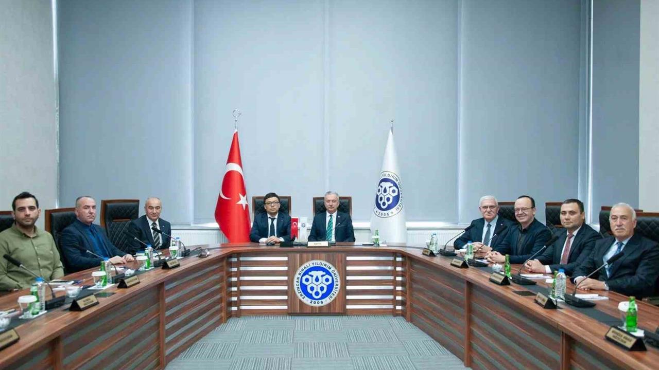 Erzincan'da Üniversiteler Arasında İş Birliği Protokolü İmzalandı