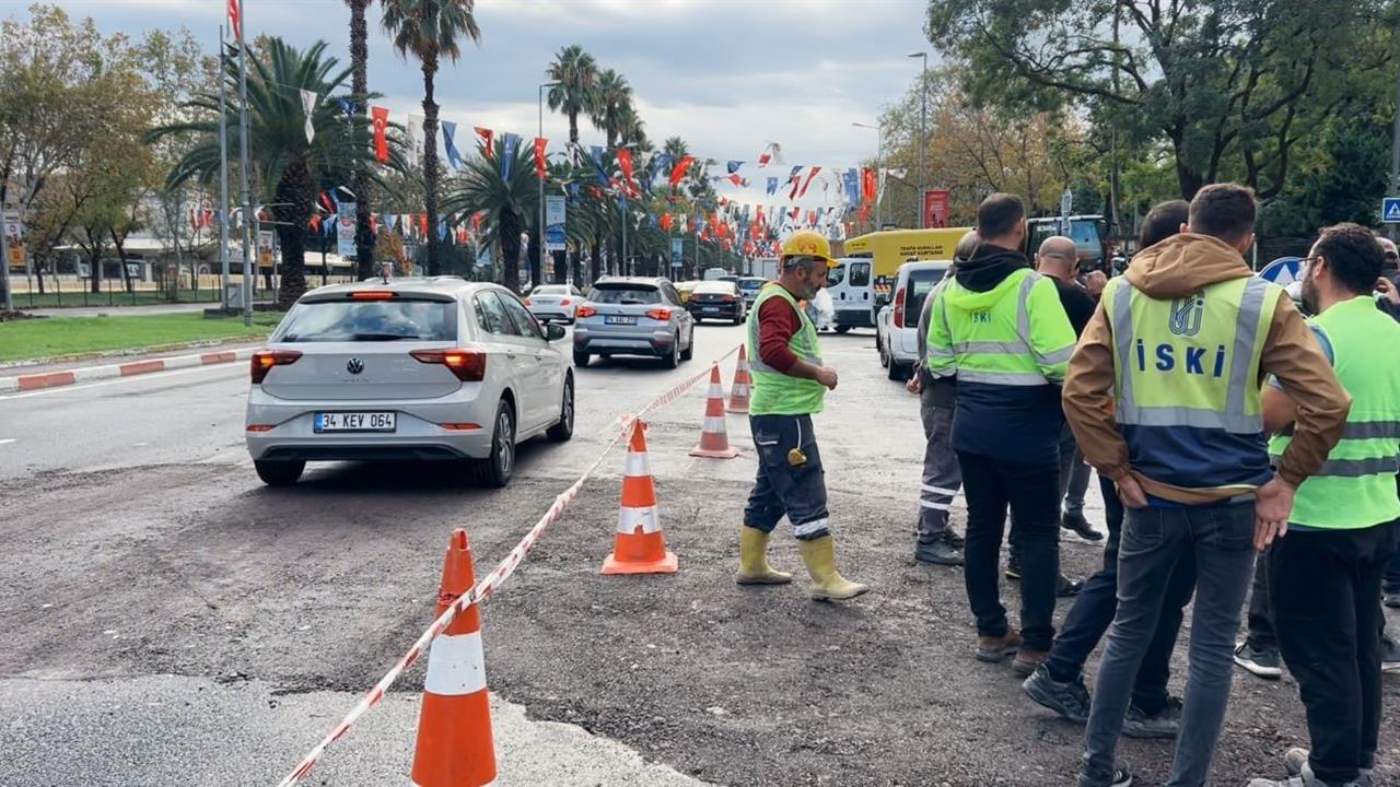 Vatan Caddesi’nde Yol Çökmesi: Geçici Onarım Tamamlandı