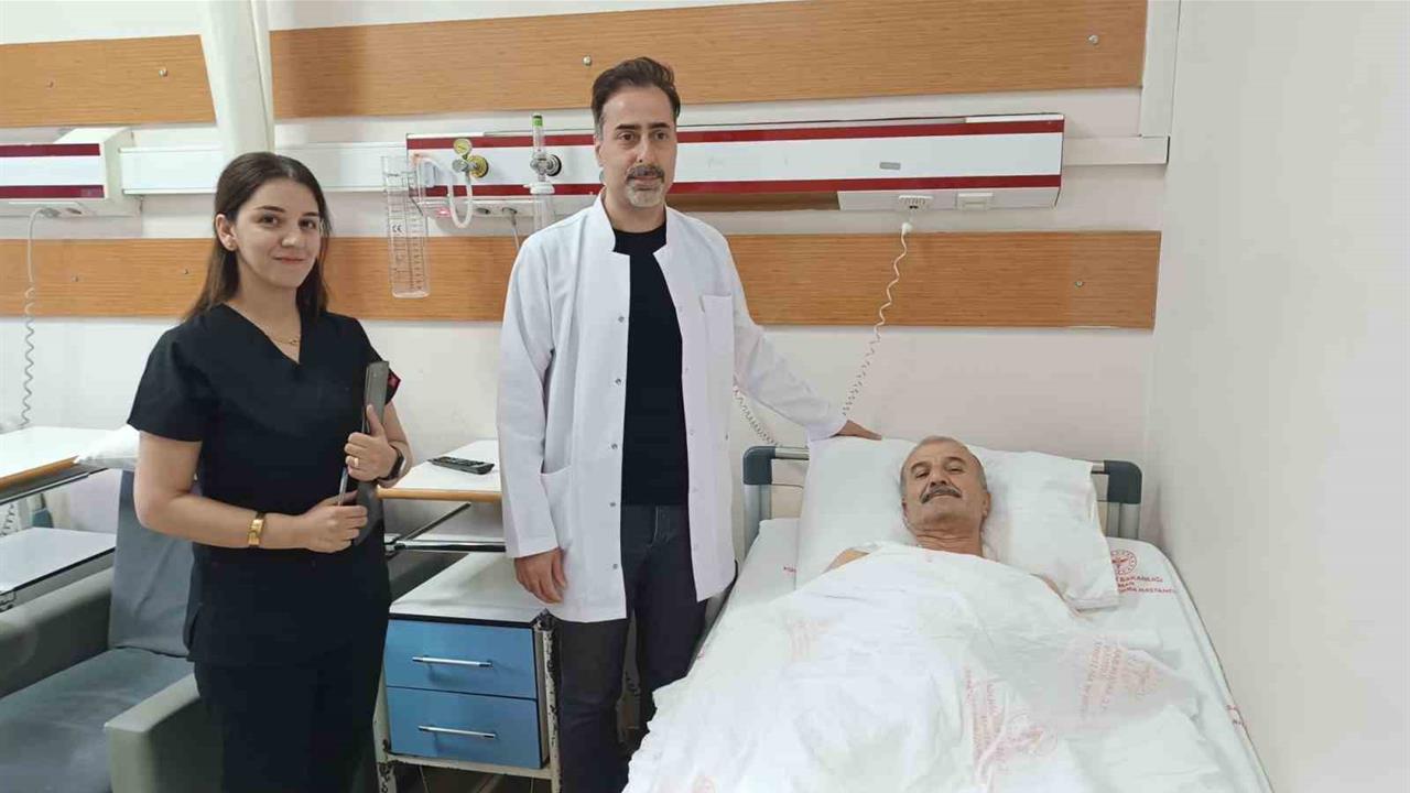 Batman'da Tenis Oynarken Omuz Çıkığı Geçiren Hasta Sağlığına Kavuştu