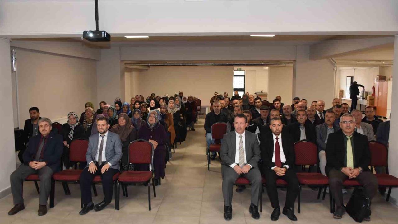 Bilecik’te Umre Hazırlık Semineri Düzenlendi