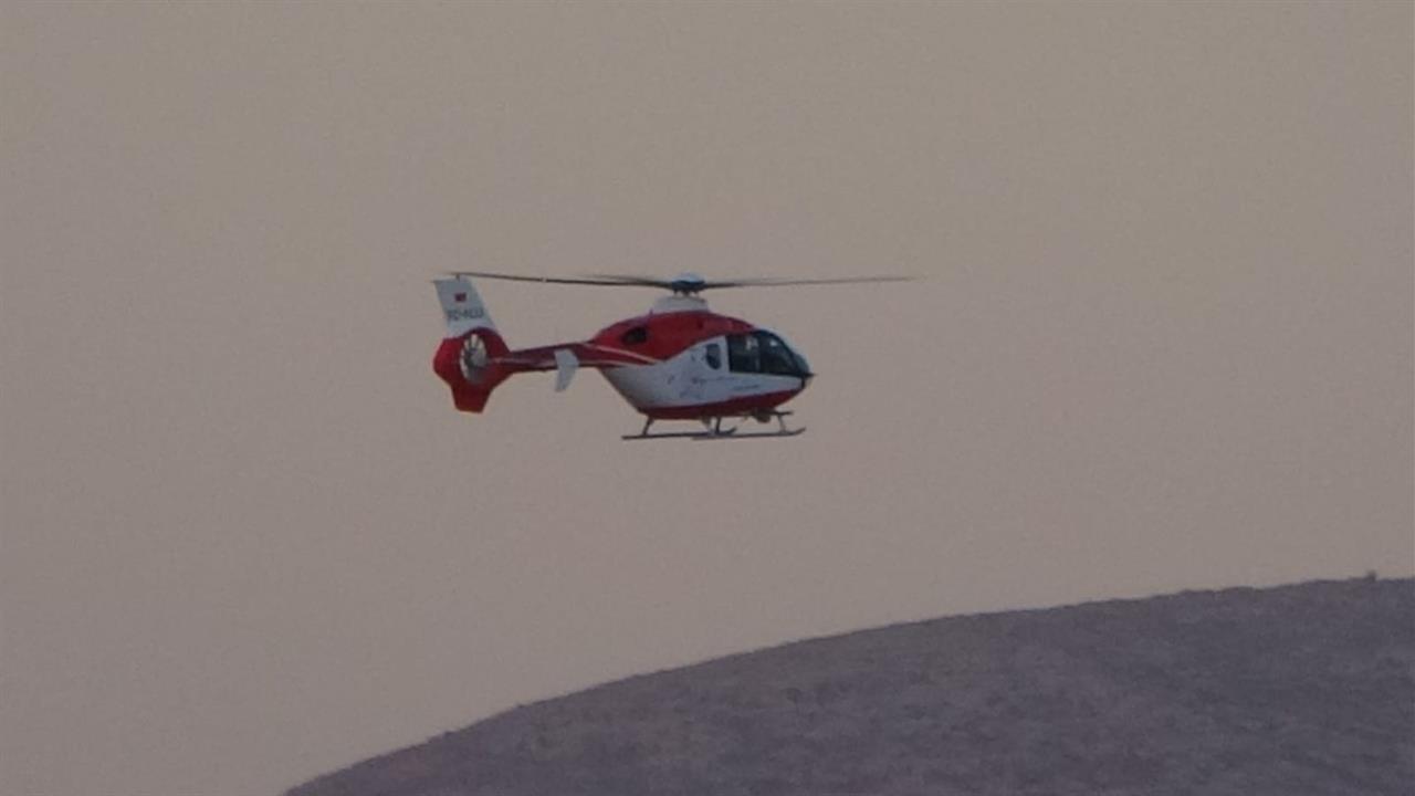 Van'da 470 Gramlık Prematüre Bebek Helikopterle Nakledildi