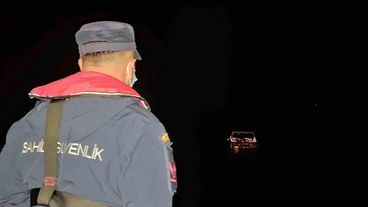 Yunanistan, 46 Düzensiz Göçmeni Ölüme Terk Etti