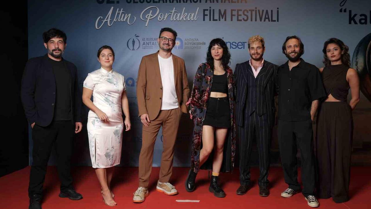 62. Antalya Altın Portakal Film Festivali Kırmızı Halı Geçişiyle Başladı