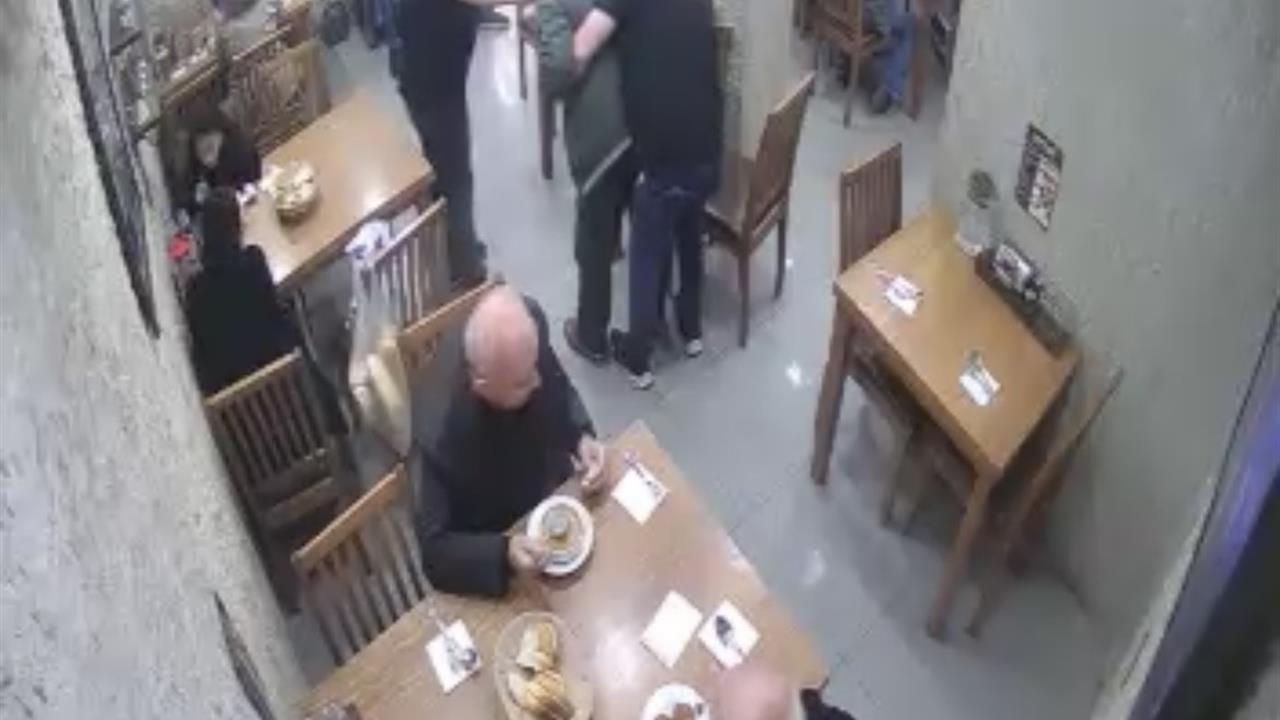 Mustafakemalpaşa'da Lokantada Hayat Kurtaran Müdahale