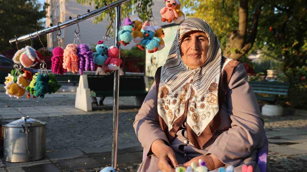 Elazığ'da Amigurumi ile Deprem ve Kanser Korkusunu Yeniyor