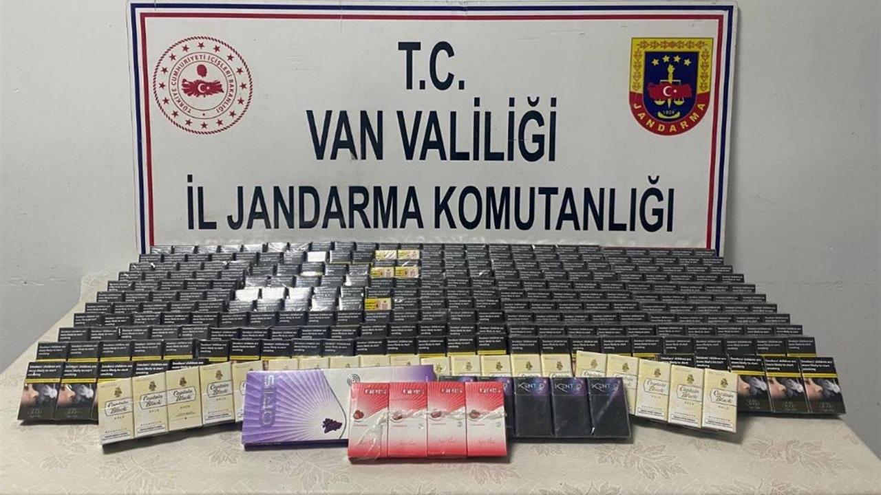 Van'da 1.859 Paket Kaçak Sigara Ele Geçirildi