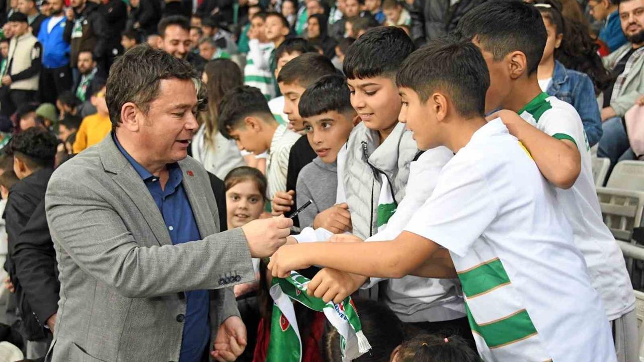 Osmangazi'den Bursaspor'a Genç Destek: 120 Çocuk Maçta