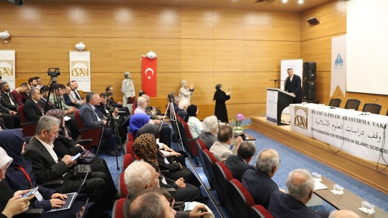 Kütahya'da Postmodernizm ve Din Sempozyumu Gerçekleştirildi