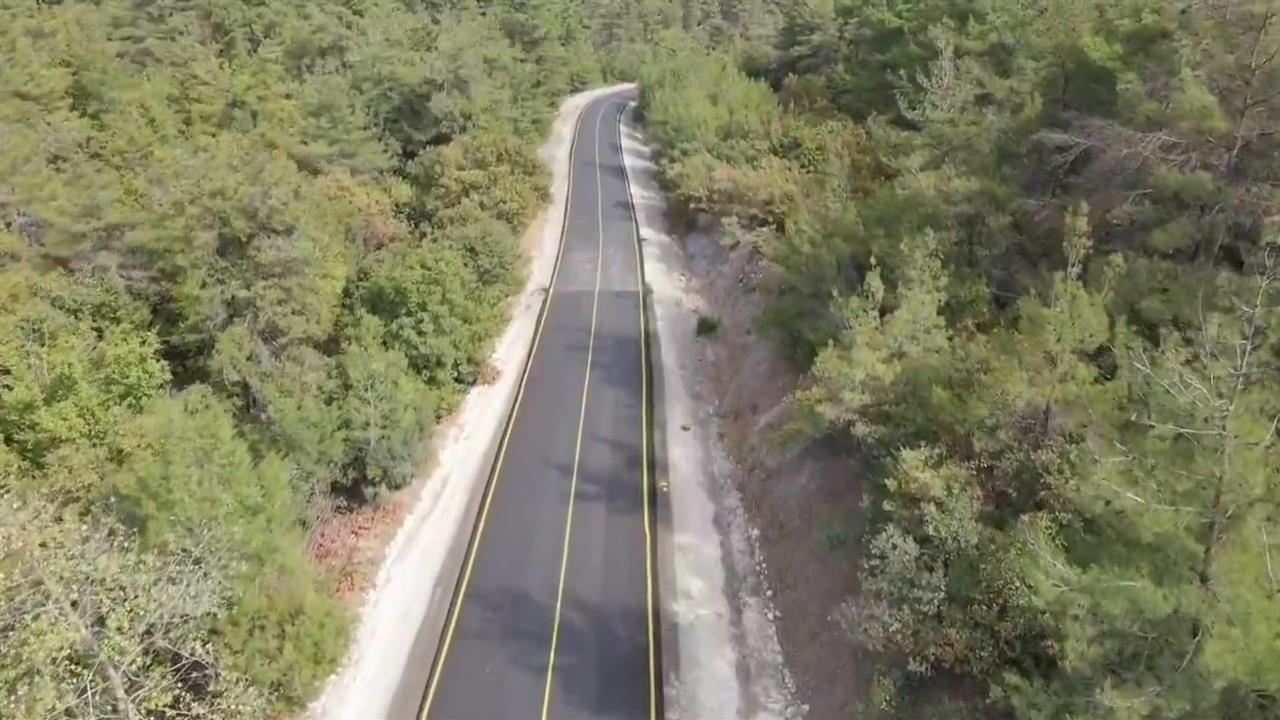 Lapseki'de Sıcak Asfalt Çalışması Tamamlandı: Yol Trafiğe Açıldı