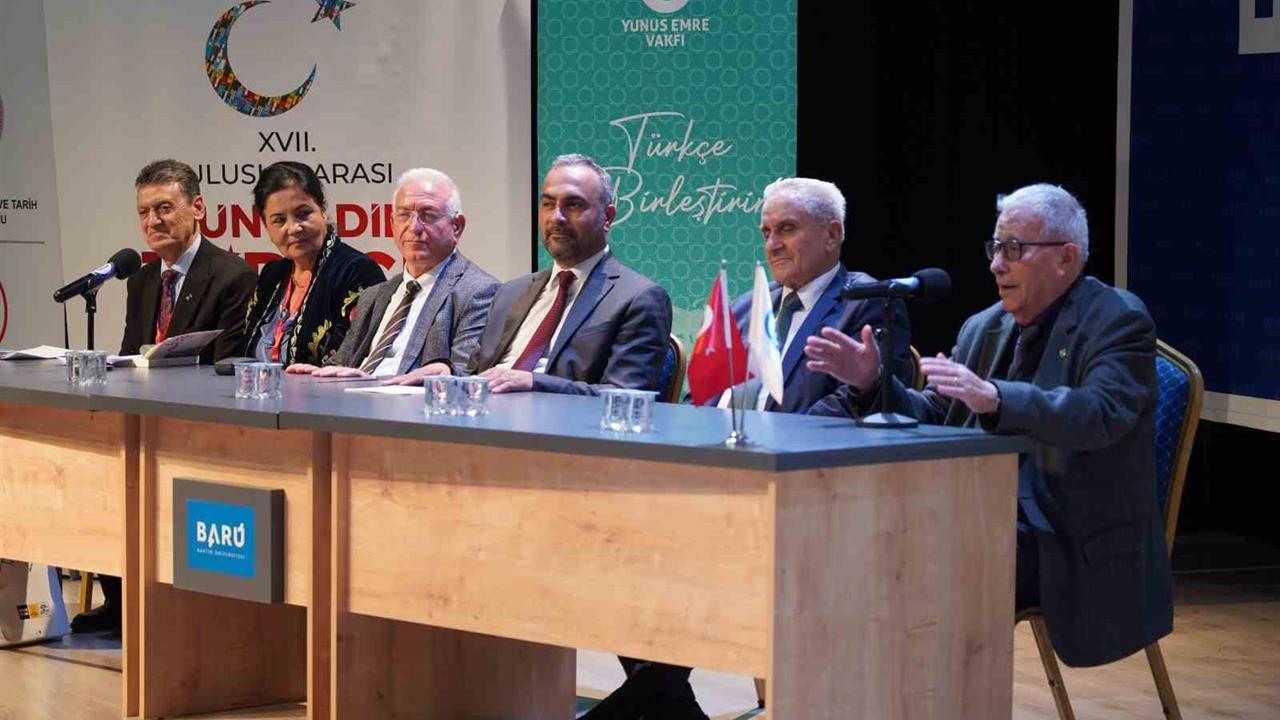 Bartın'da Türkçe Sempozyumu: Dünü, Bugünü ve Yarını Konuşuldu