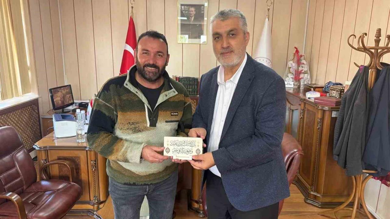 Sivrihisar'da çocuklara oyun grubu bağışı