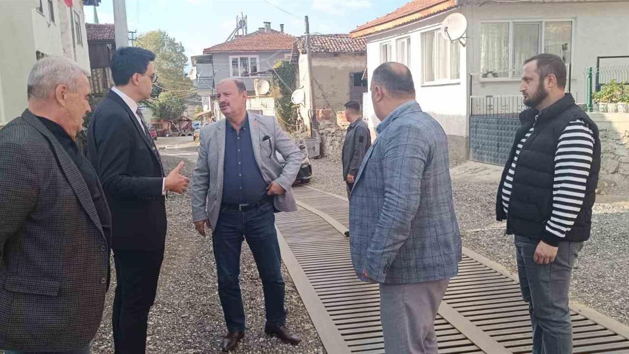 Pazaryeri Kaymakamı Kara, Karaköy'deki çalışmaları inceledi