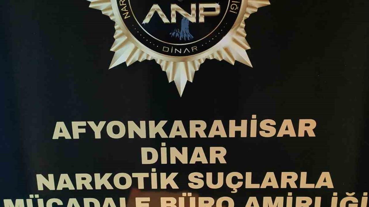 Uyuşturucu maddelerle yakalanan 2 kişi tutuklandı