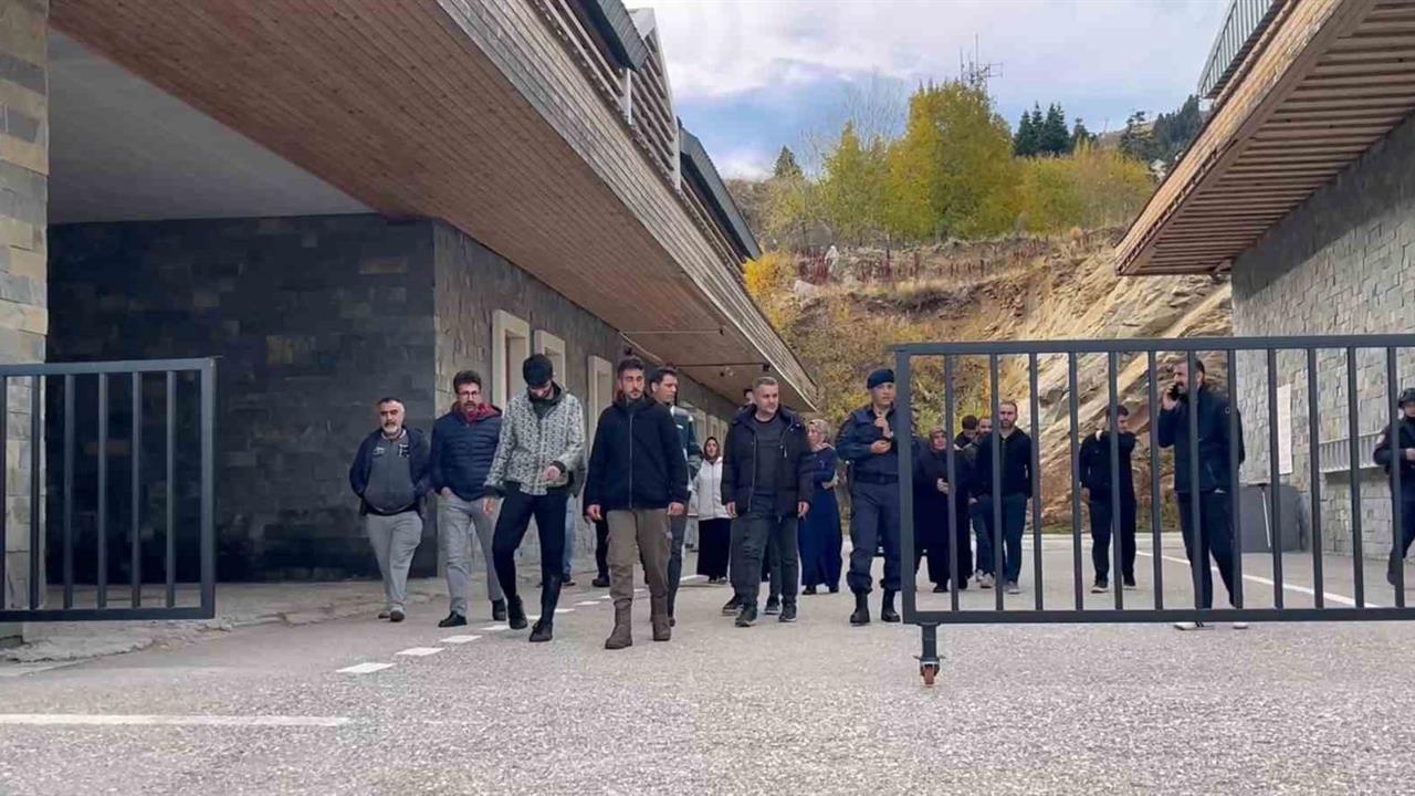 Uludağ ormanlarında kaybolan gençler bulundu - BURSA