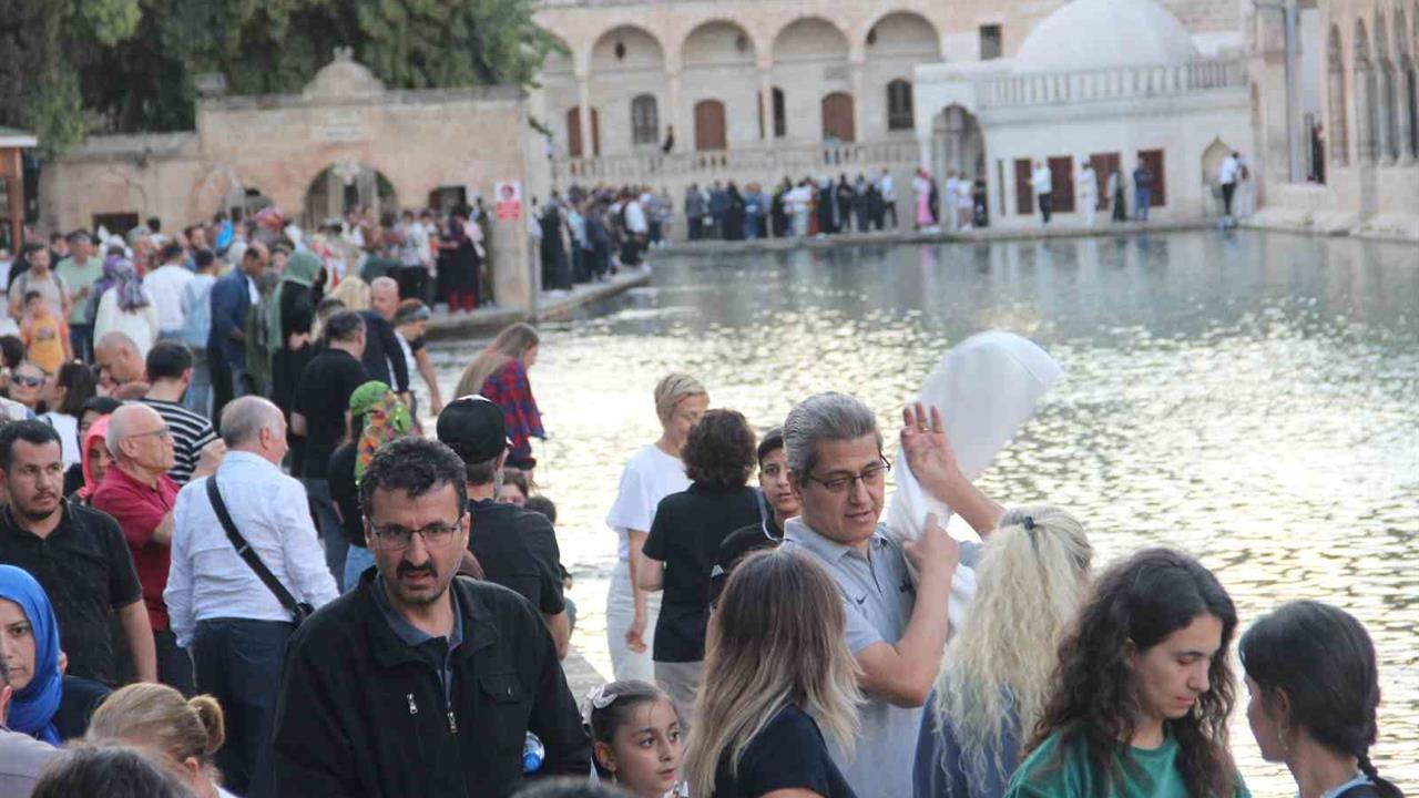 Şanlıurfa’da Ekim ayı turizmde yoğunluk yarattı