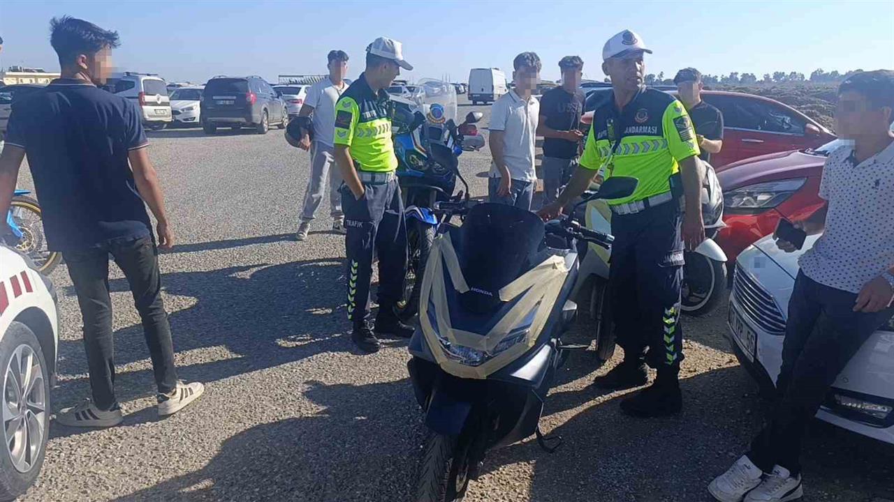 Motosiklet sürücülerine 220 bin lira ceza kesildi - ANTALYA